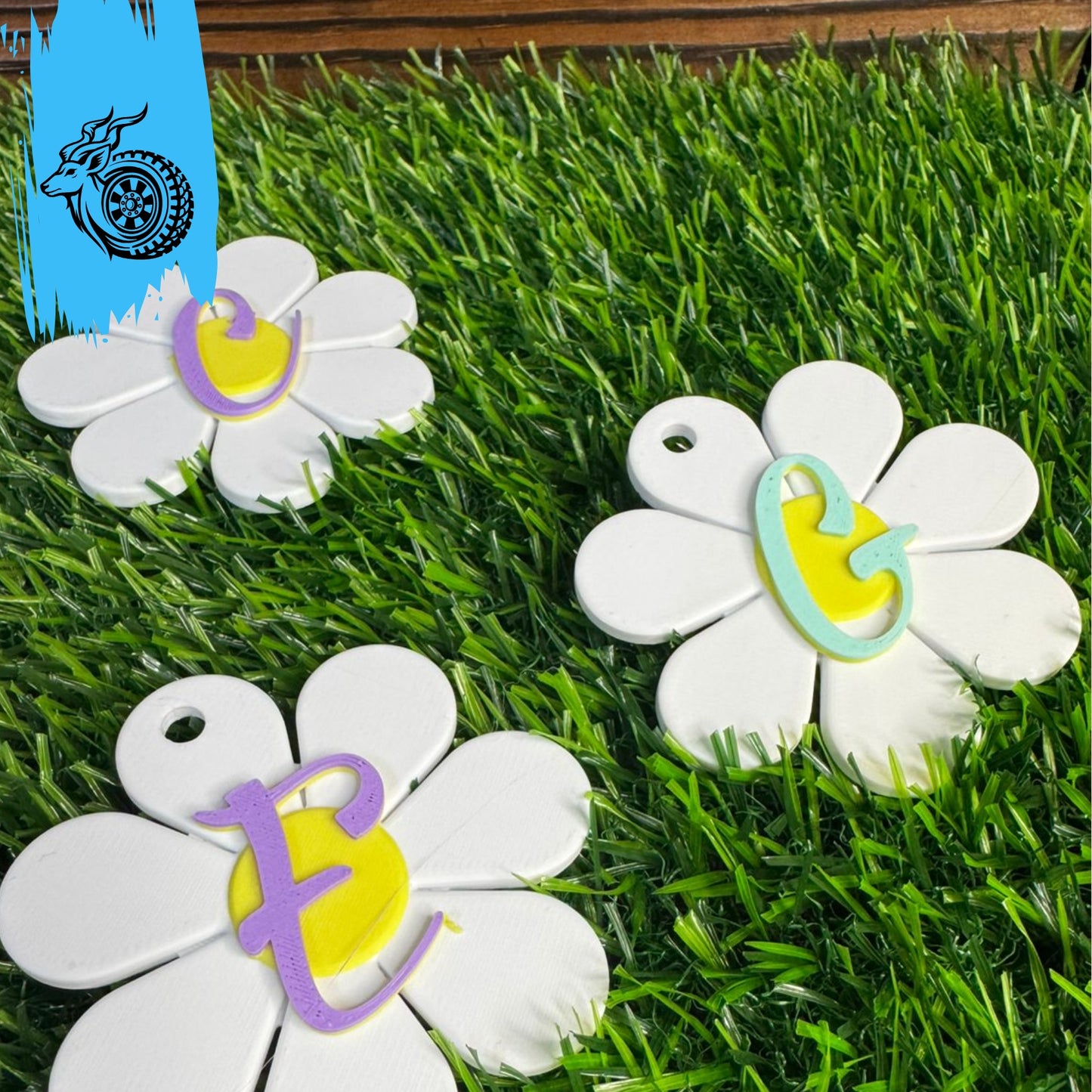 Daisy Initial Keychain